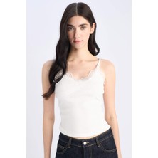 DeFacto Slim Fit V Yaka Kaşkorse Atlet Ekru Renk Fitilli Kumaş ile Şık Tasarım