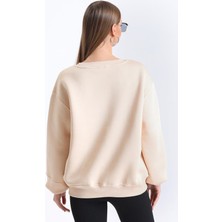 Leilaa Oversize Basic Sweatshirt