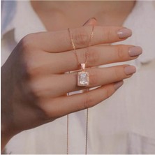 Moda Gümüş Evi 925 Ayar Gümüş Büyük Baget Taşlı Rose Kaplama Kadın Kolye