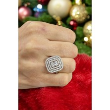 Moda Gümüş Evi 925 Ayar Gümüş Baget Taşlı Kadın Yüzük – Zarif ve Şık Tasarım