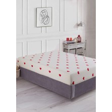 Shopyteks Kalp Desen Çift Kişilik Lastikli Çarşaf Seti Battal Boy 180 x 200 - 2 Adet Kapitoneli Yastık Koruyucu