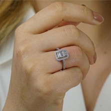 Moda Gümüş Evi Pırlanta Model Baget Taşlı 925 Ayar Gümüş Yüzük