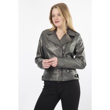 Kadın Gümüş Hakiki Deri Mont, Kruvaze Yaka, Fermuarlı, Klasik Tasarım, 57 cm - 10030905