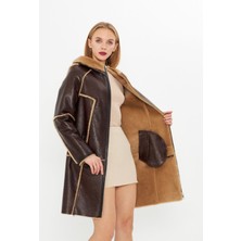 By Marki Marki Deri Kapüşonlu Oversize Kadın Kaban - Içi Kürklü - Koyu Kahverengi 90 Cm- 113422