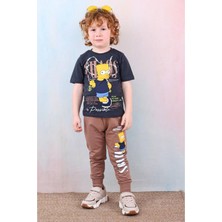 Yağmur Giyim Pjkke Simpson Desenli Kahverengi Eşofmanlı Erkek Çocuk Kısa Kol Takım 3-10 Yaş 7492-K