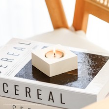 Dekoratif, Şık, Modern ve Minimalist Beton Kare Mumluk (Bej - Kırık Beyaz)