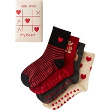 Katia & Bony Kadın Kalpli Teddy Desenli 4'lü Paket Kutulu Soket Çorap