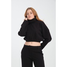 Pamuklu Boğazlı Crop Sweatshirt + Pamuklu Pantolon Takım