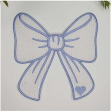 Decofav Pastel Mavi Kurdele Şeklinde Kalp Desenli Nakışlı Kokteyl Peçetesi 1 Adet