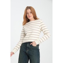 Kadın Çizgili Sweatshirt - Rahat ve Şık Tasarım