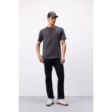 DeFacto %100 Pamuk New Regular Fit Bisiklet Yaka Basic Düz Kısa Kollu Tişört V7699AZ25SP