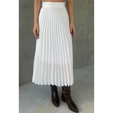 Seda Yalçın Atelier Beyaz Piliseli Midi Boy Saten Etek