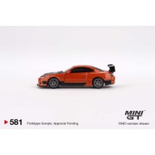 Mini GT: 1/64 Nissan Silvia S15 D-MAX Metallic Orange