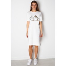 Rock&Roll Sütlü ve Sade Beyaz Kısa Kol Diz Üstü Orta Boy Penye Elbise
