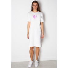 Rock&Roll Denge Kedileri Beyaz Kısa Kol Diz Üstü Orta Boy Penye Elbise