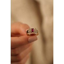 ÇGK KUYUMCULUK Kırmızı Taşlı Altın Yüzük CGKYZK0297