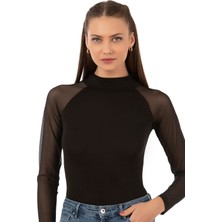 Özkan 25818 Kadın Ring Viskon Yarım Balıkçı Yaka Tül Detaylı Uzun Kollu Kancalı Çıtçıtlı Body