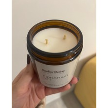 Atelier Rainy Tarçın Kokulu Amber Renkli Cam Kavanoz Soya Mum - 270CC