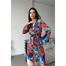 Coccolarsi Kırmızı Zemin Hayaller Desen Baskılı Belden Bağlama Saten Kimono / Sabahlık
