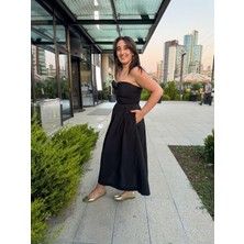 Begum Akman  Önü Gül Detaylı Elbise