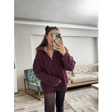 Begüm Akman Yakası Fermuarlı Saç Örgü Oversize Kazak
