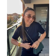 Begüm Akman Fitilli Triko Takım