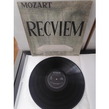 Mozart -  Recviem În Re Minor K.v. 628 Timişoara Filarmoni Orkestrası Romanya Dönem  Basım  Lp Plak