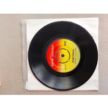 Orhan Gencebay ‎– Gönül Fırtınası / Severek Ayrılalım - 1971 Türkiye Basım 45 Lik Plak / Kapaksıdır