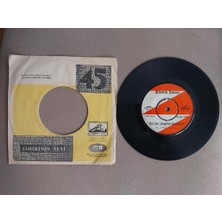 Alaettin Şensoy - Sus Sus Sevgilim Duymasın / Dünyada Dost Denen Kelime Yalan - 45 Lik Plak