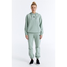 ED7737-05 Coach Normal Belli Kadın Jogger'ı Mint