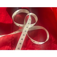 HUR-AY PACK Gümüş Kalp Baskılı Krem Renk Saten Şerit Kurdele, 1.5  cm  Saten Kurdele,  3 Metre