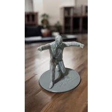 Zeus Atatürk Zeybek Figürü