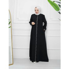 Efelif Tesettür Siyah Boydan Çiçek Işlemeli Nakışlı Fermuarlı Büyük Beden Ferace
