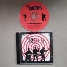 The Bates ‎– Right Here! Right Now!  -  1999 Almanya  Basım CD