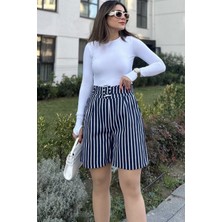 Kadın Laci Kemerli, Yüksek Bel, Pliseli, Rahat Kesim, Gabardin Şort