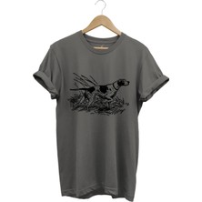 Avcılık Av Desenli Orman Temalı Pointer Av Köpeği Tasarımlı %100 Pamuk Regular Fit T-Shirt