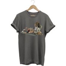 Avcılık Hunter Kurzhaar Av Köpeği ve Keklik Avcılığı Baskılı Regular Fit %100 Pamuk T-Shirt