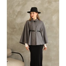 Arzu Has Butik Kemer Detaylı Kaşe Panço