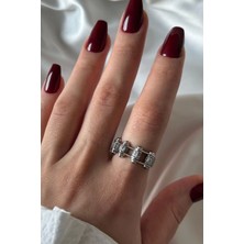 Leo'Stone Premium Seri Ünlü Model Zincir Halkası Tasarım Ayarlanabilir Kadın Çelik Yüzük