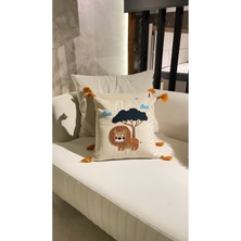 Ersperto Çocuk Odası Serisi Punch Panç Desen Nakışlı Kırlent Kılıfı 1 Adet 43 x 43 cm