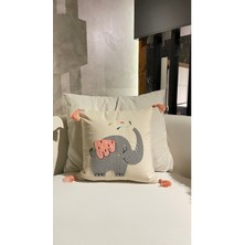Ersperto Çocuk Odası Serisi Punch Panç Desen Nakışlı Kırlent Kılıfı 1 Adet 43 x 43 cm