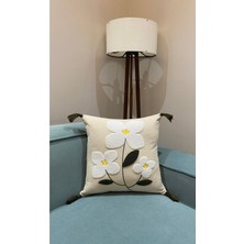 Ersperto Çiçek Püsküllü Keten Dekoratif Kırlent Kılıfı Yastık Kılıfı 1 Adet 43 x 43 cm