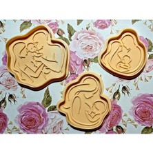 Cypnova Aile Temalı Kurabiye Kalıbı 3 Adet Beyaz Renk