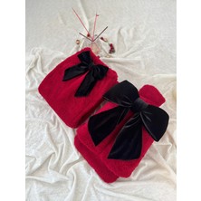 TREND COLOR Peluş Uzun Çorap Takım Kırmızı Fiyonklu Uyku Çorabı ve Ayak Isıtıcı Peluş Sıcak 2 TL Sıcak Su Torbası ile Beraber