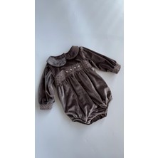 Mia Bambim Rokoko Nakışlı Kadife Kız Bebek Tulum Vizon