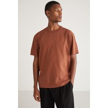 Grimelange Astons Erkek Relaxed %100 Organik Pamuk Kalın Süprem Dokuma Koyu Kahverengi T-shirt