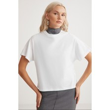 Grimelange Lottie Kadın Regular Kalıp Bisiklet Yaka %100 Pamuk Kısa Kollu Beyaz T-shirt