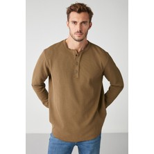 Grimelange Patrick Erkekm Triko Yakalı Waffle Özel Dokulu Kalın Kumaşlı Uzun Kol Haki T-shirt