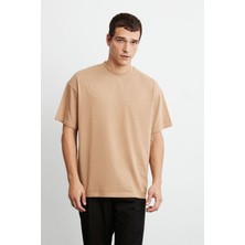 Grimelange Jett Erkek Oversize Fit %100 Organik Pamuk Kalın Dokulu Bisiklet Yakalı Kahverengi T-shirt