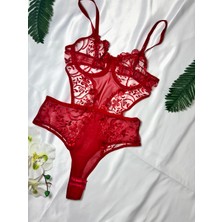 Perle Norie kırmızı Dantelli Çıtçıtlı Dekolteli Tül Detaylı Kadın Bodysuit